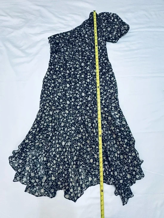 ASTR THE LABEL SANTORI ONE SHOULDER MIDI DRESS NWT FLORAL LARGE SPARKLING THREAD - Picture 10 of 11